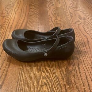 Black Mary Jane crocs for women